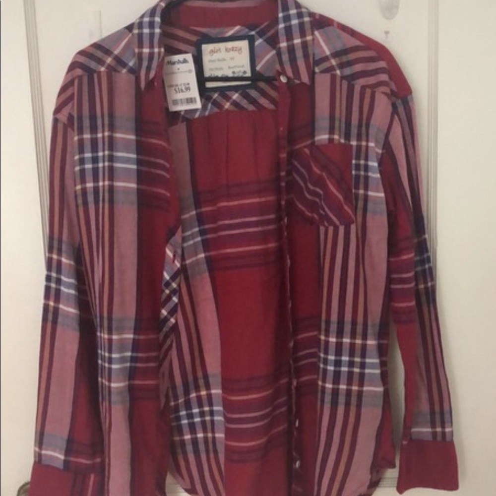 Lightweight Plaid Top